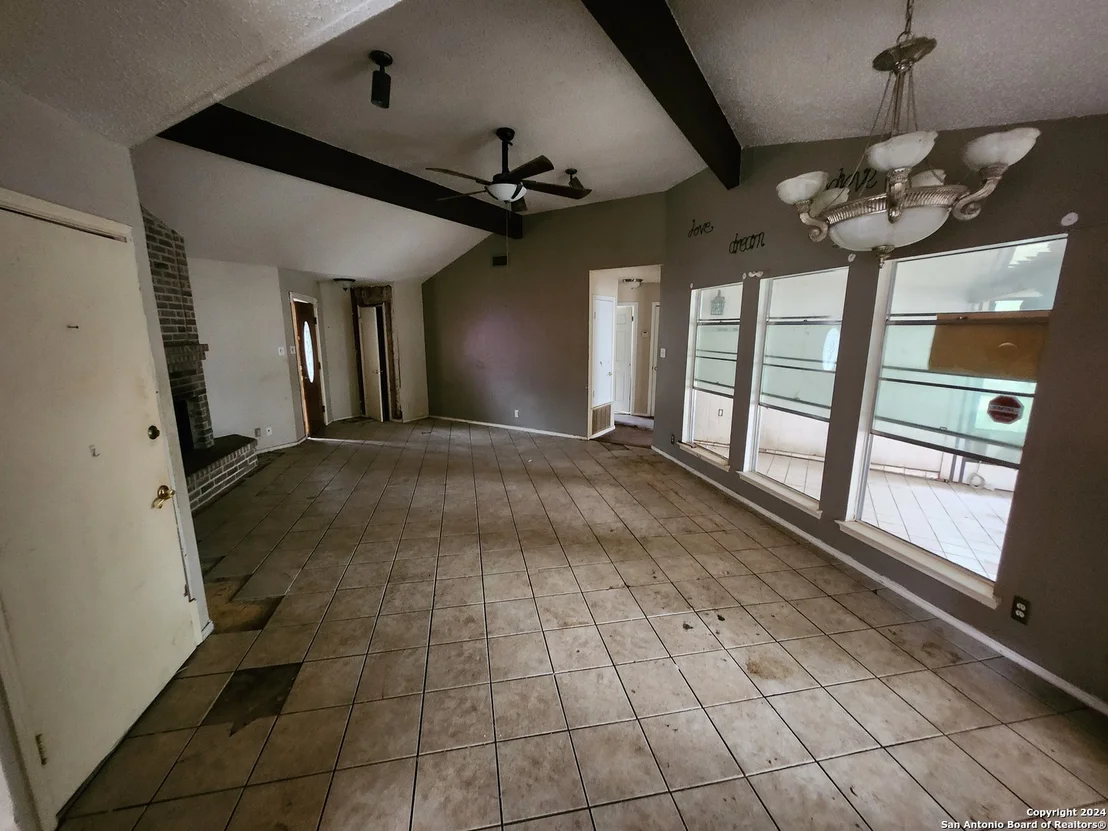 Photo of 11007 FOREST CROWN