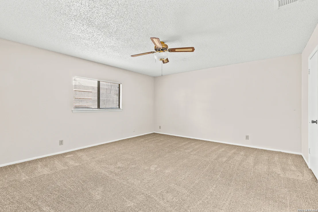 Photo of 7623 Cascade Oak