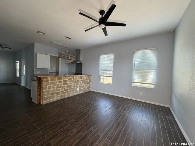 Photo of 2250 GOLF DR