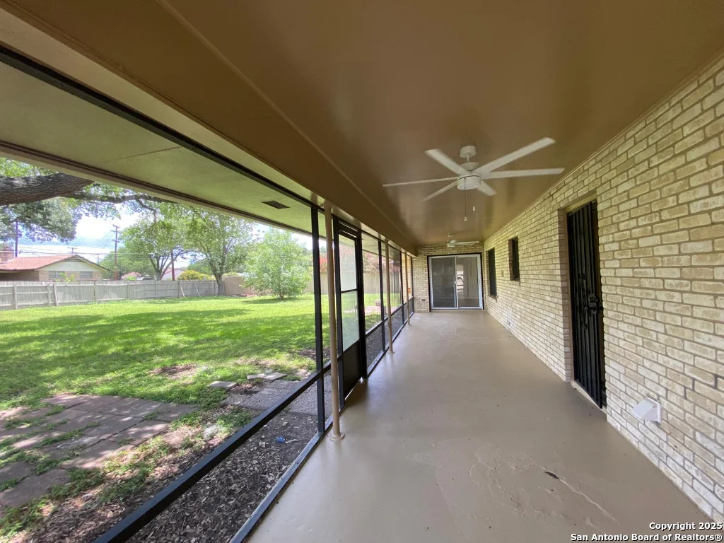 Photo of 749 Windrock