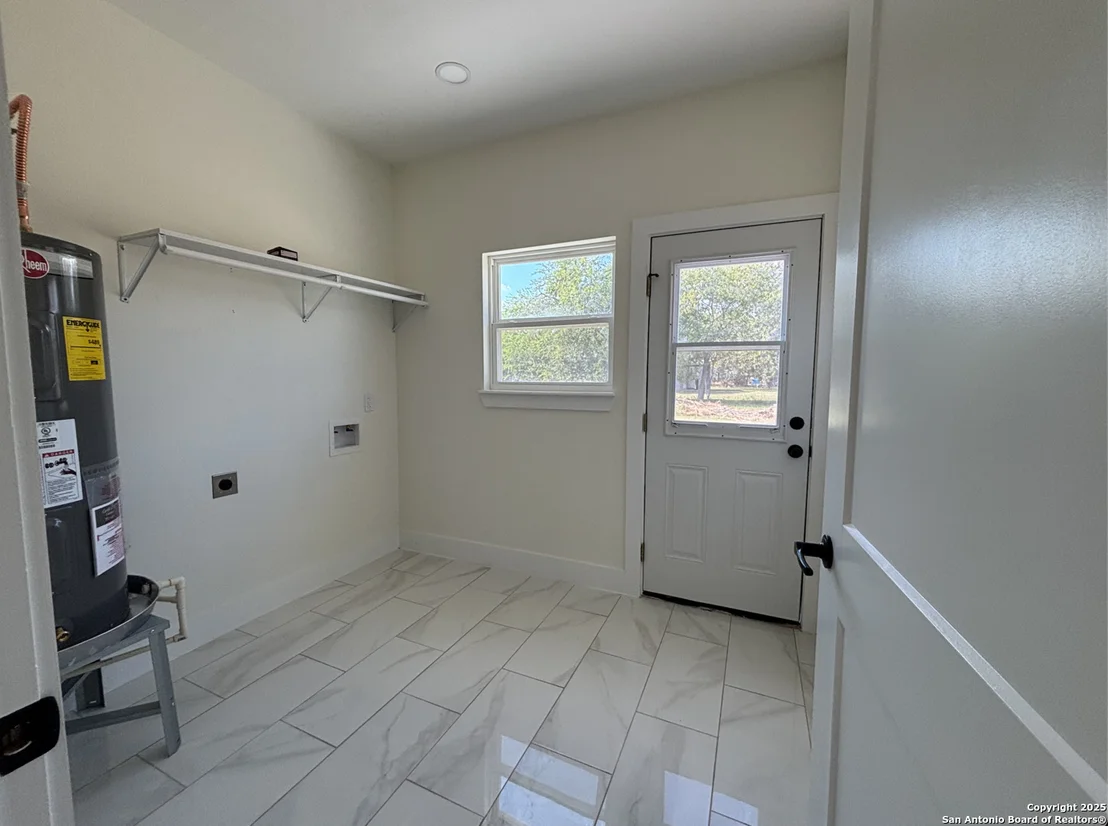 Photo of 809 N CAMP STREET