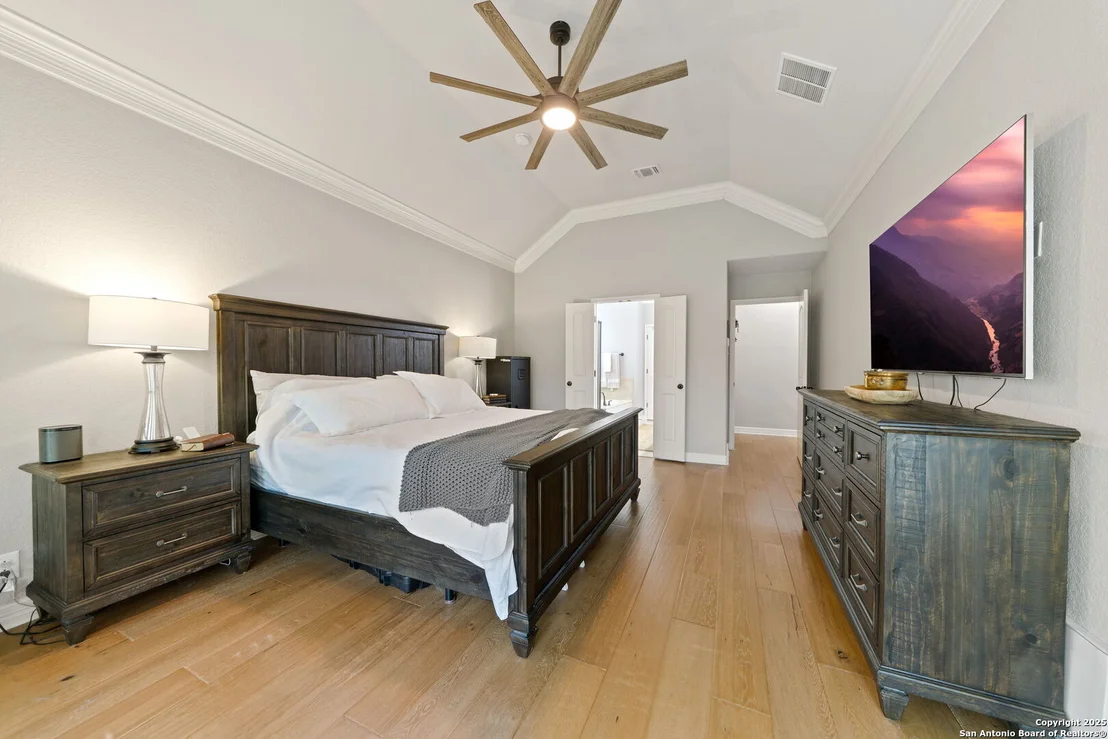 Photo of 24131 Canyon Row