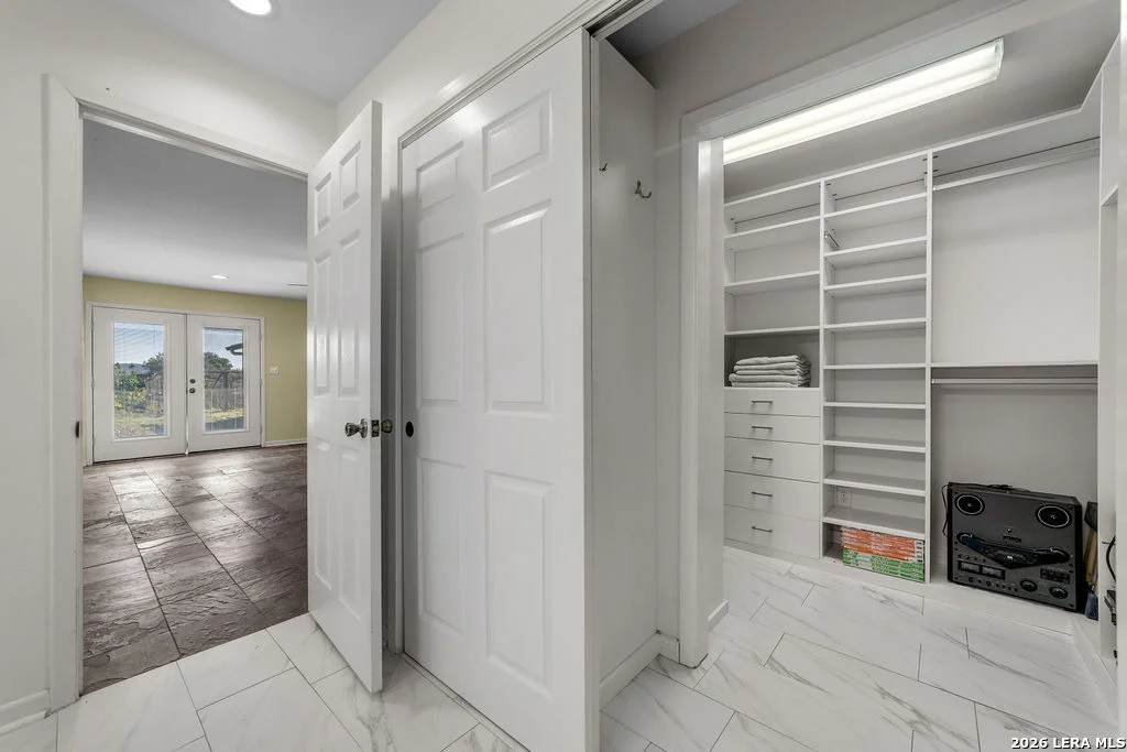 Photo of 309 Burney