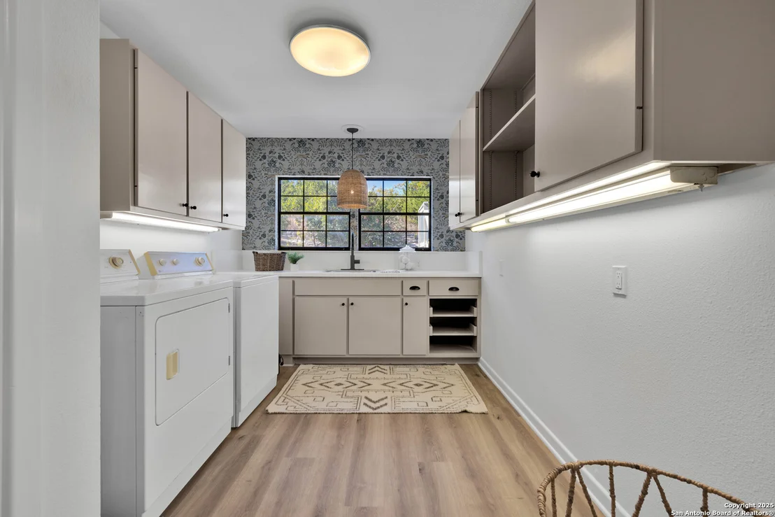 Photo of 20 Suniland