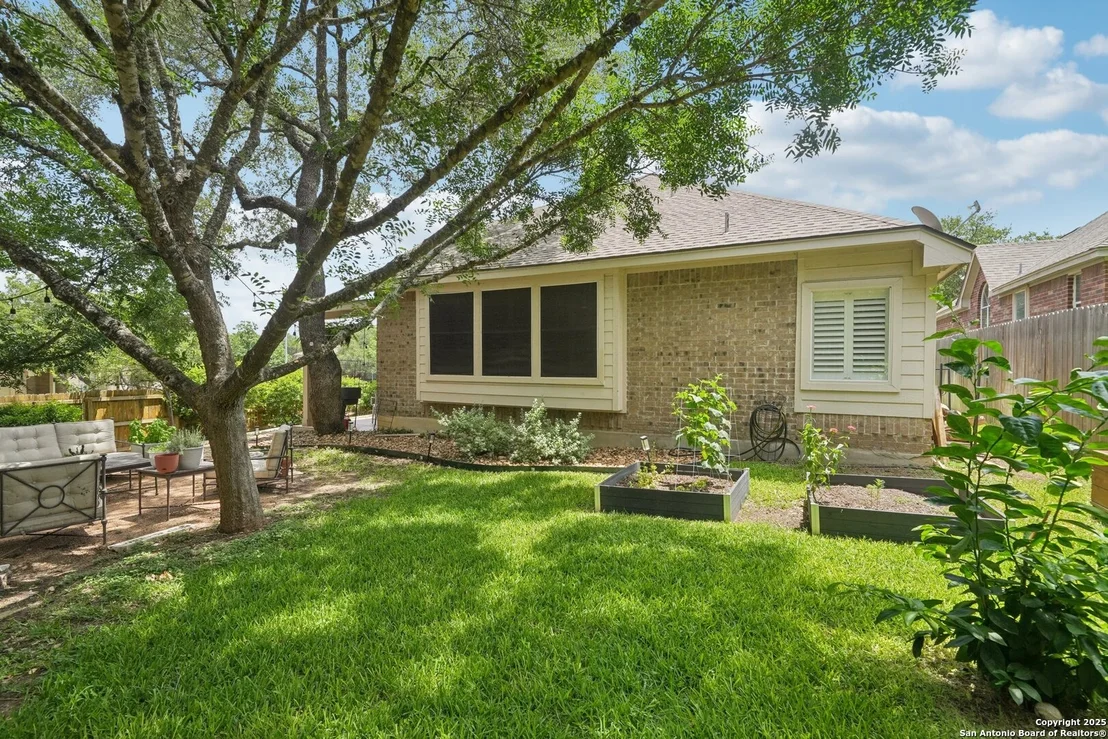 Photo of 16743 Worthington