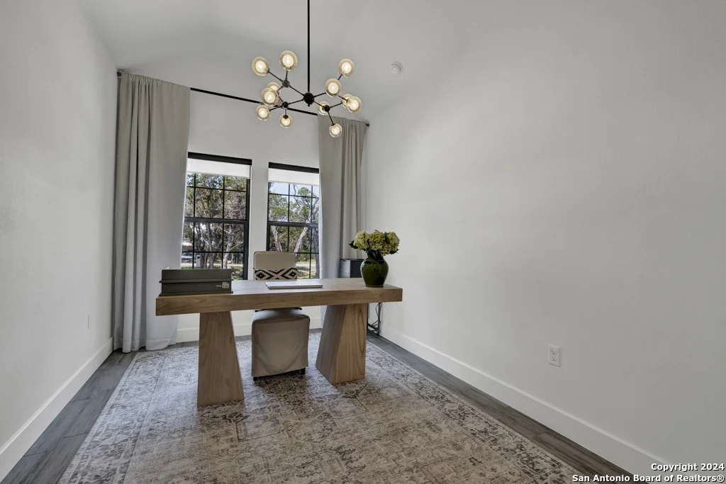 Photo of 384 Eagle Rock