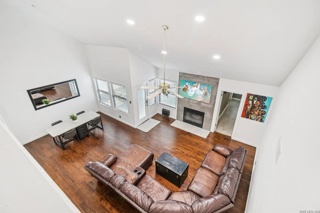 Photo of 15115 Oak Briar