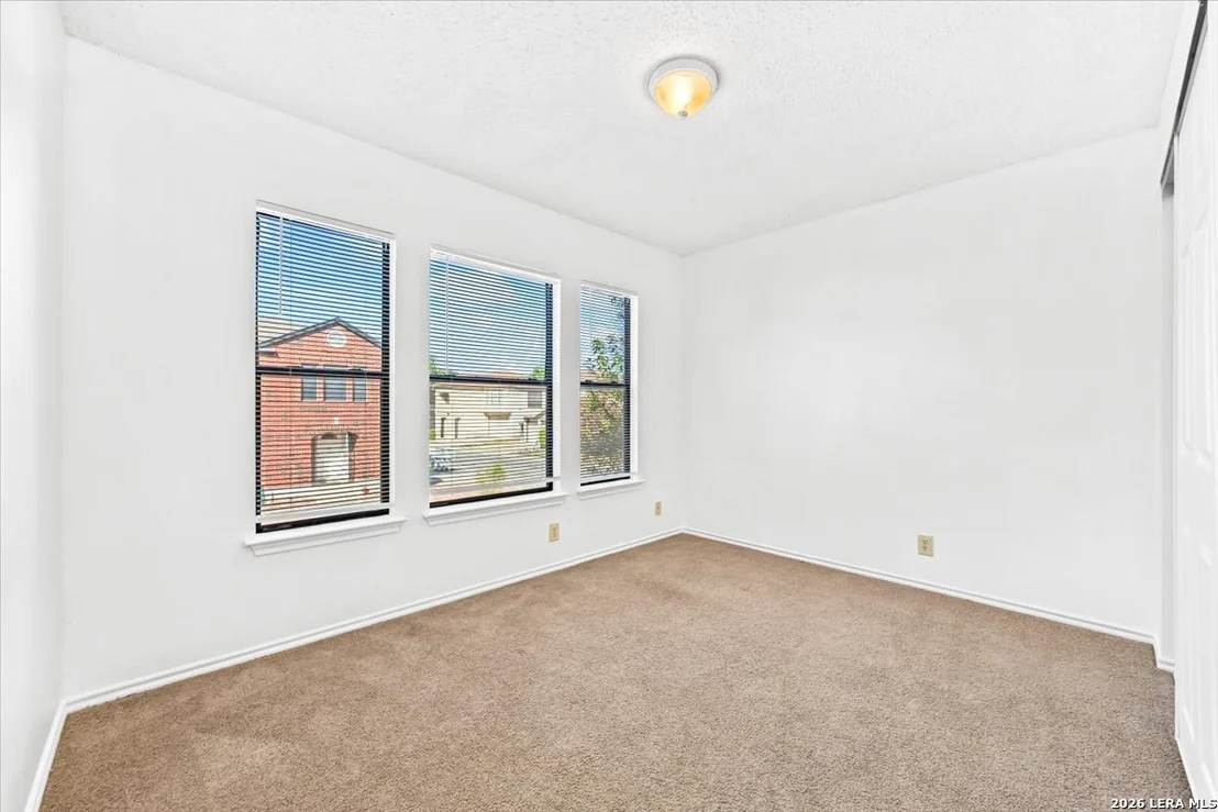 Photo of 5006 Kenton Trce