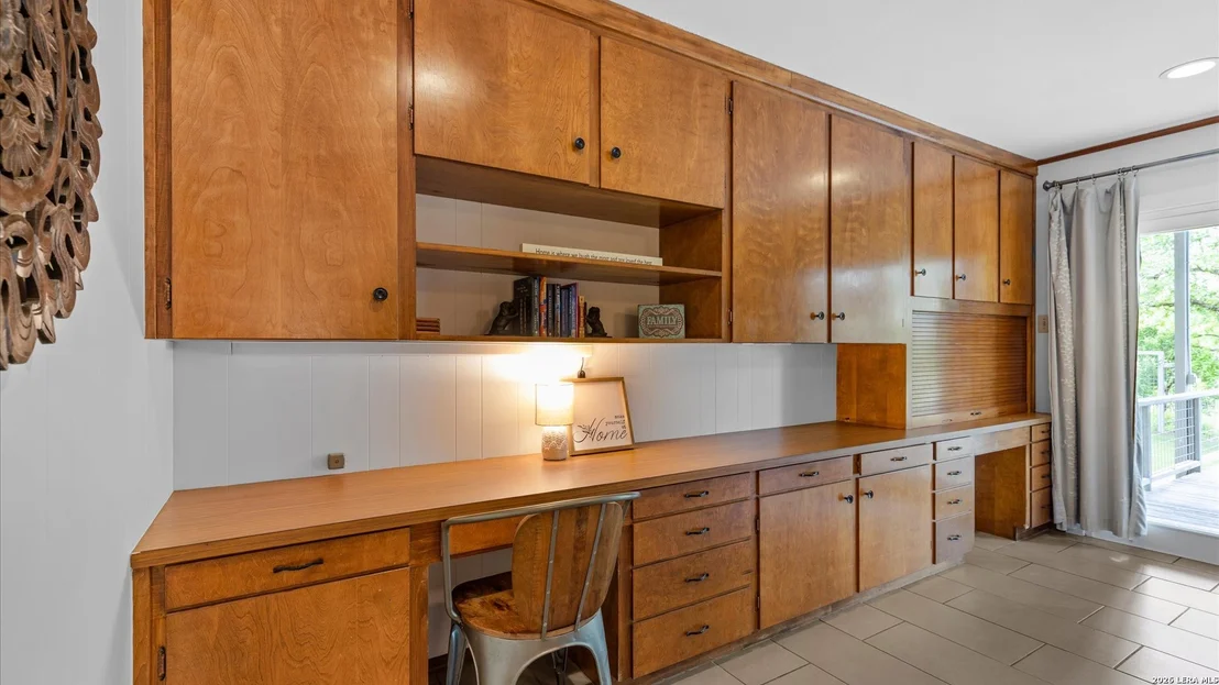 Photo of 546 PARKVIEW BLVD