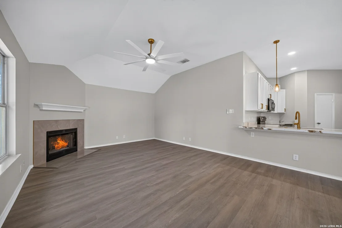 Photo of 1017 SUMMER HAVEN LN