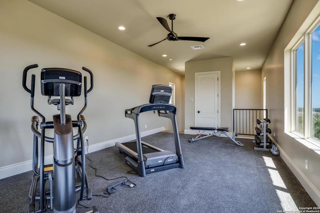 Photo of 11420 MONTELL PT