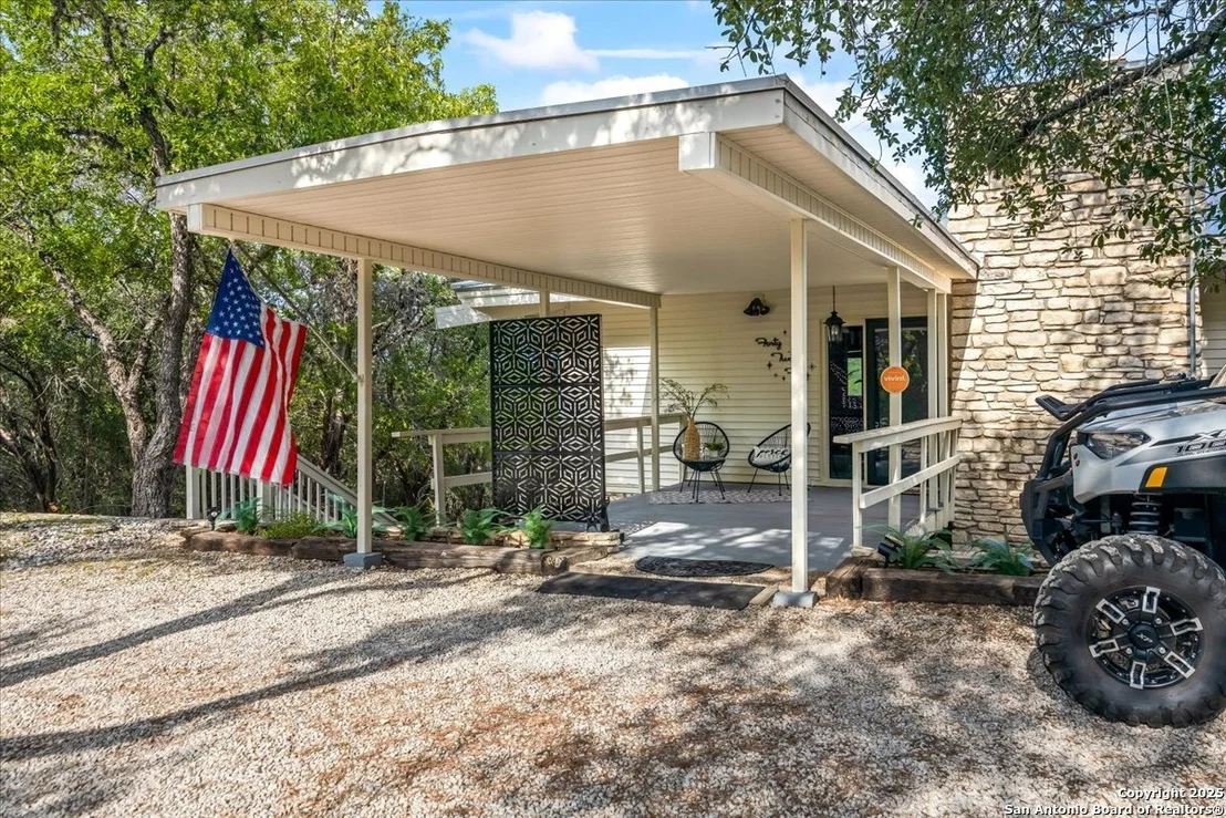 Photo of 4250 Tanglewood Trl