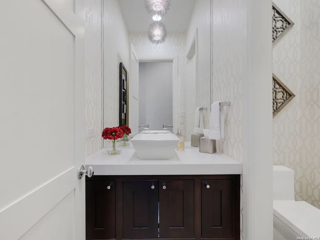 Photo of 3915 El Chamizal