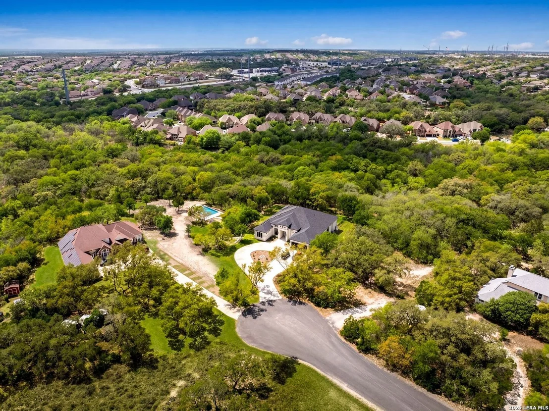 Photo of 721 Timber Bluff