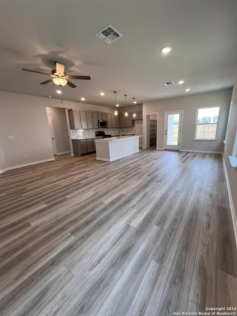 Photo of 360 Yellowstone Drive