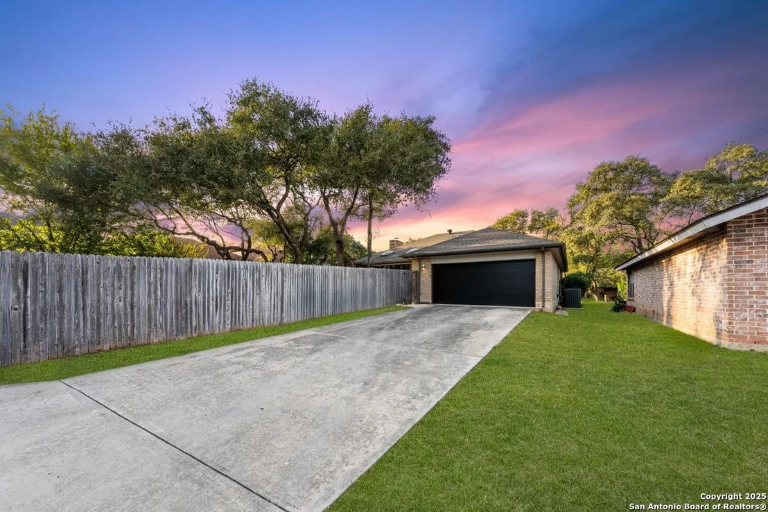 Photo of 4234 Shadow Elm Woods
