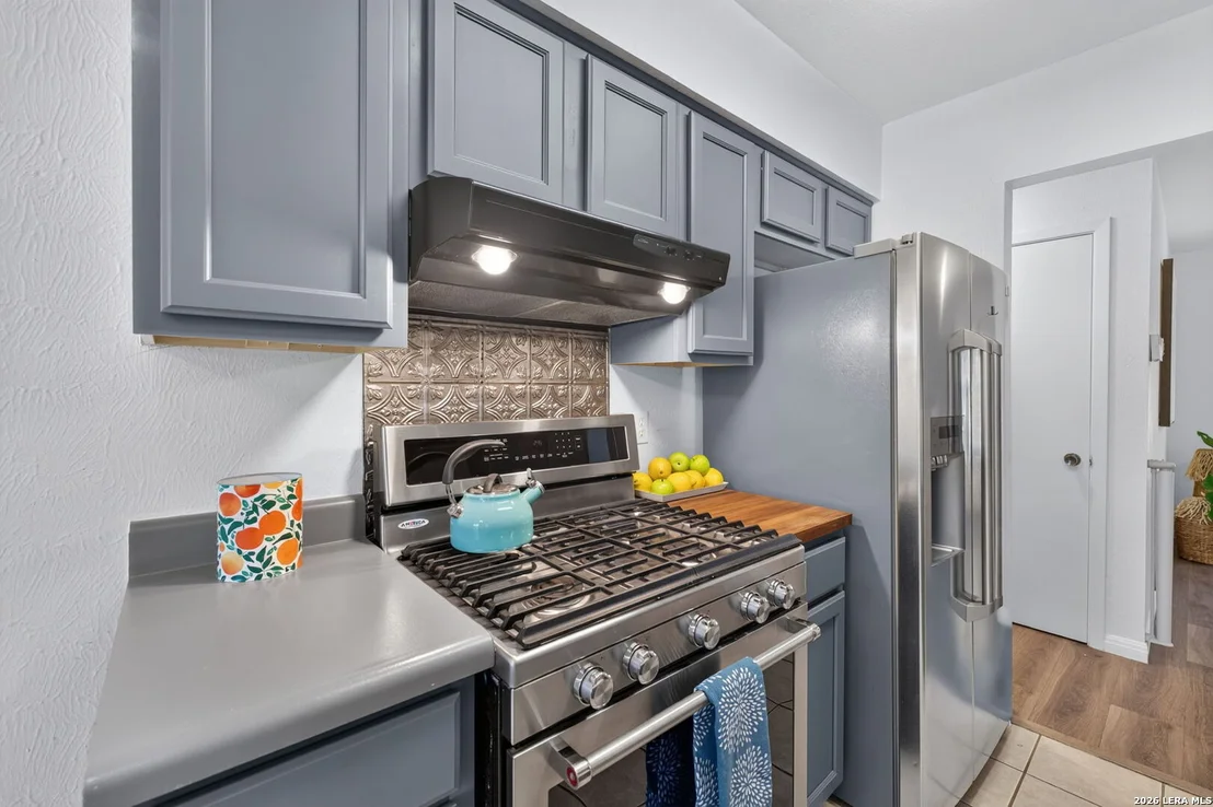 Photo of 9350 Cliff Way