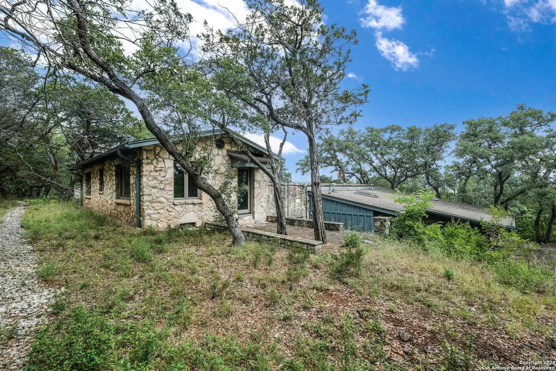 Photo of 24209 SCENIC LOOP RD