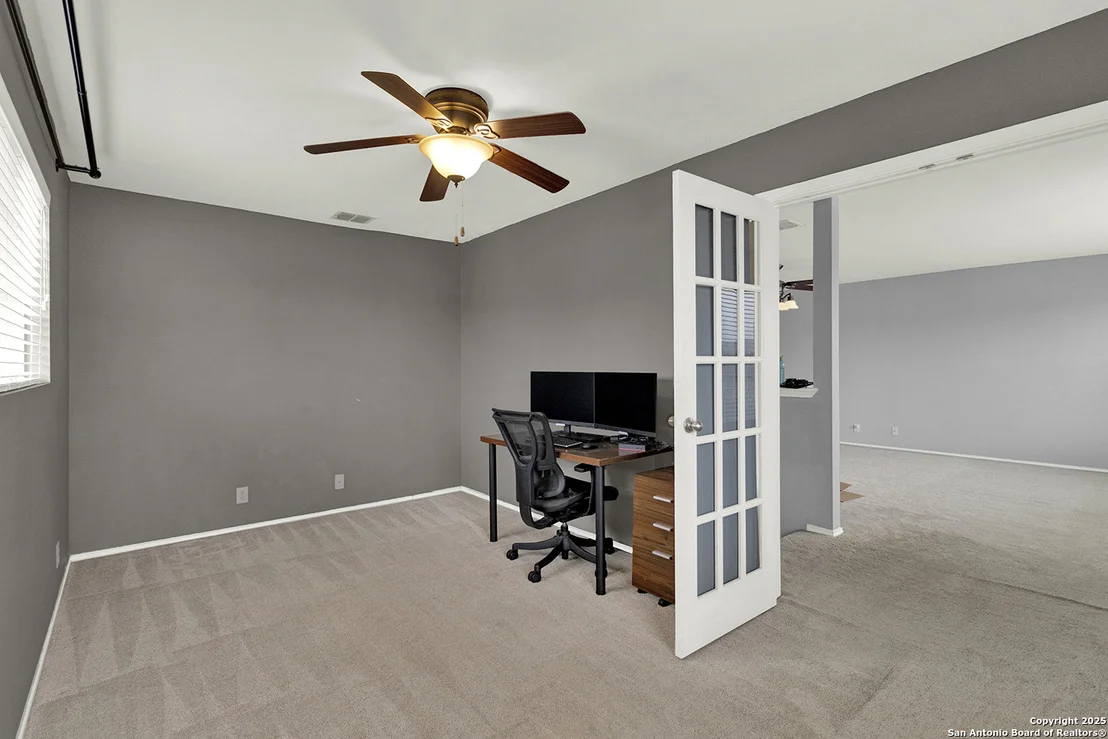 Photo of 121 Bay Willow