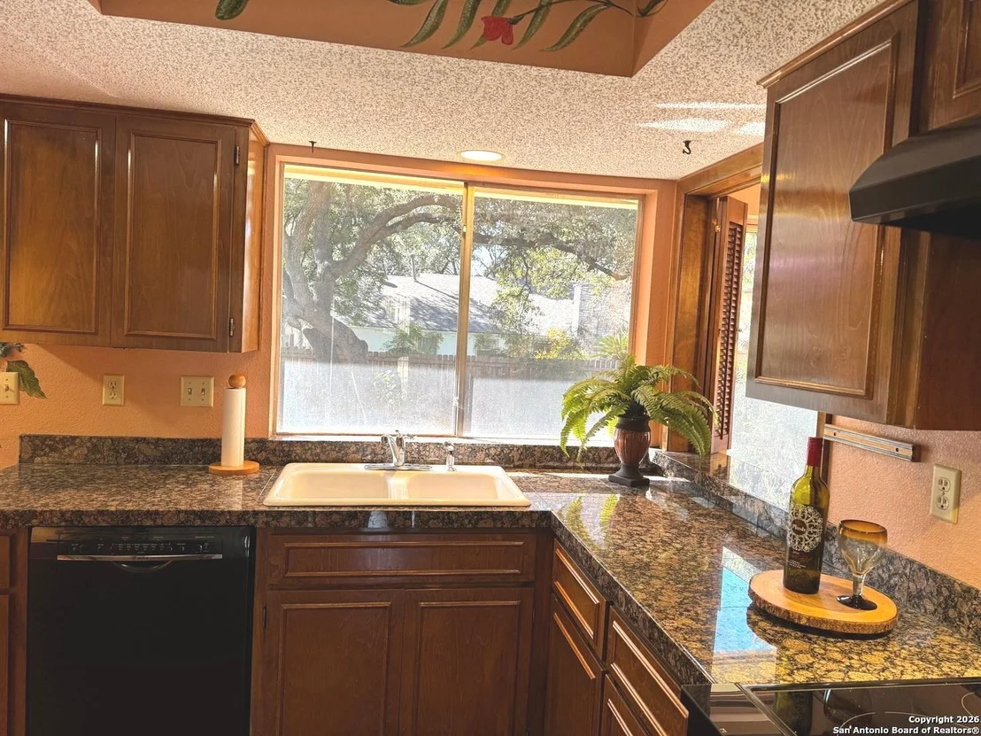 Photo of 13542 Hollow View
