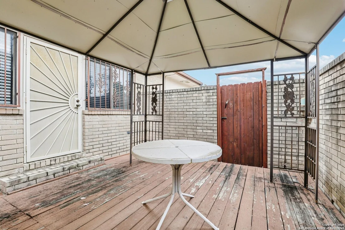 Photo of 5817 Winding Ridge