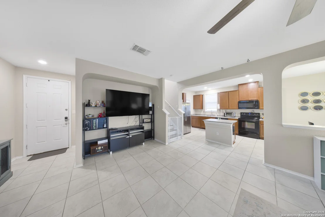 Photo of 302 Pleasanton Heights