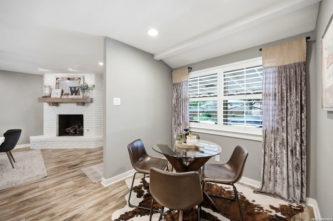 Photo of 106 Barcelona Drive