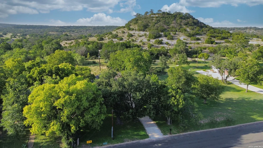 Photo of 500 CROSS MOUNTAIN DR