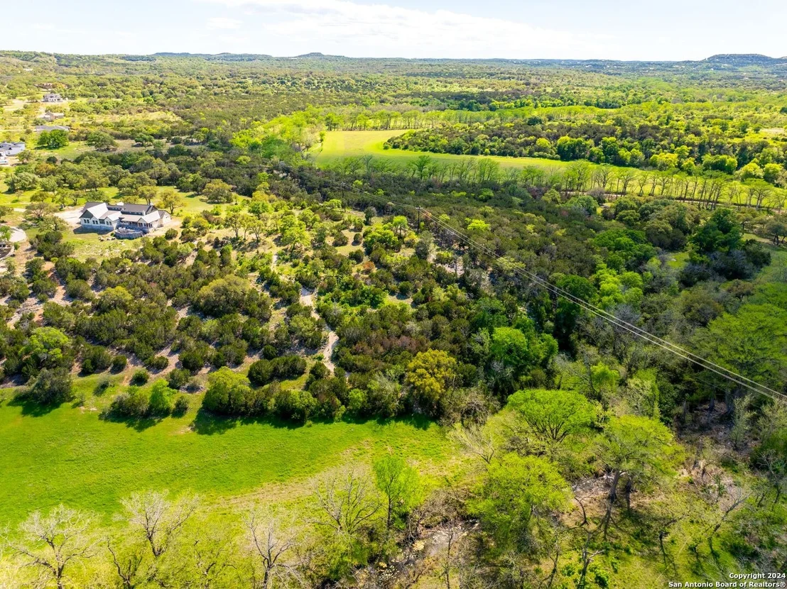 Photo of 98 SABINAS RIDGE RD