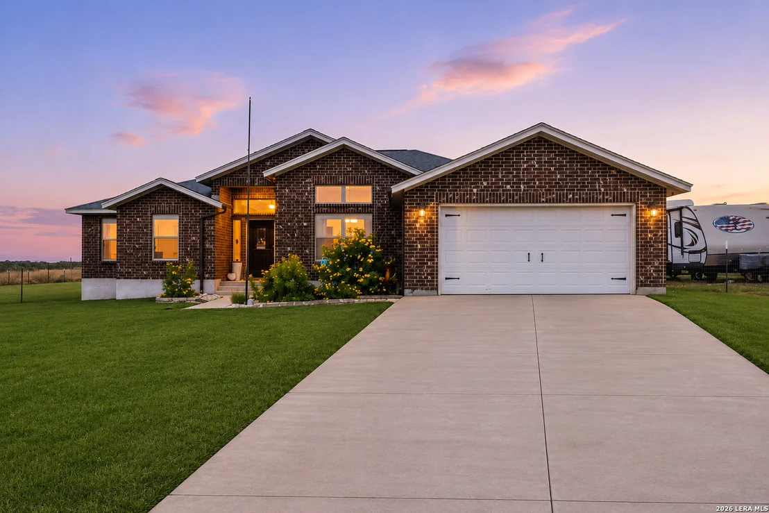 Photo of 149 LAKEVIEW CIR
