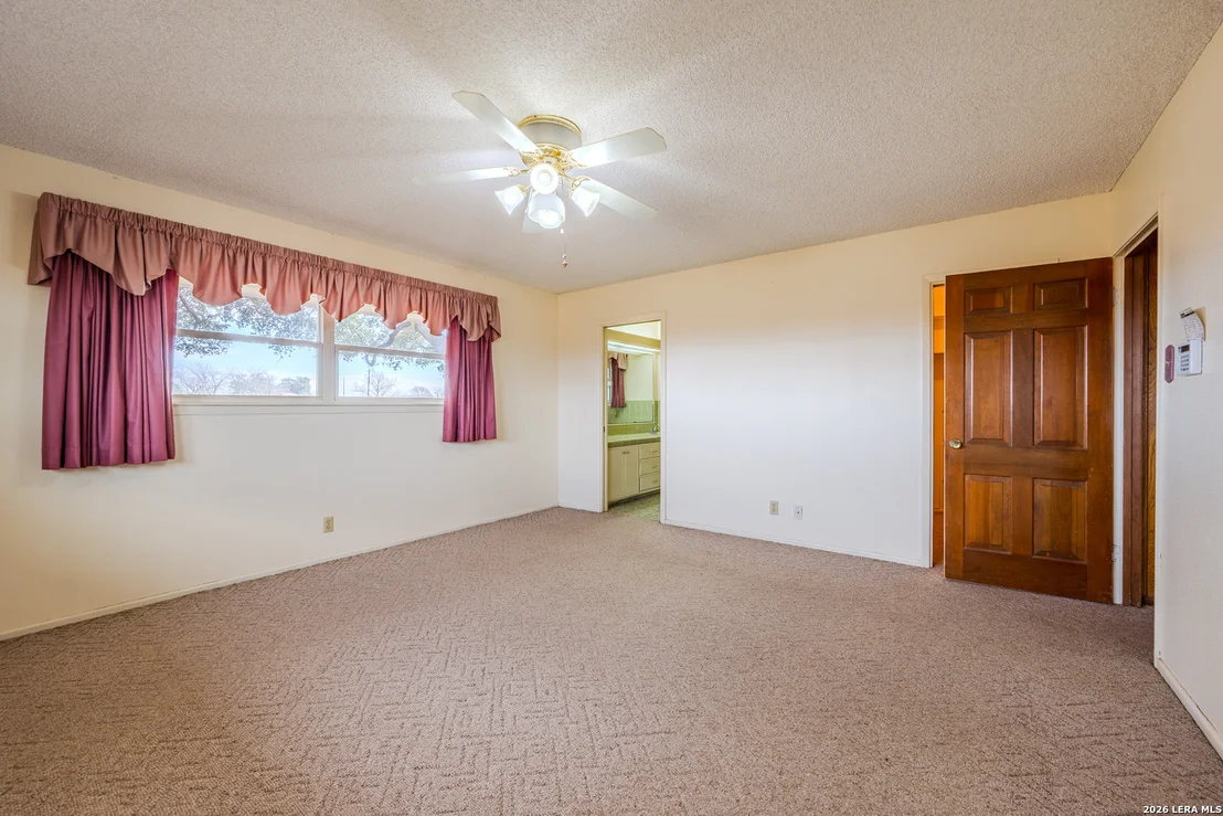 Photo of 3830 County Road 541