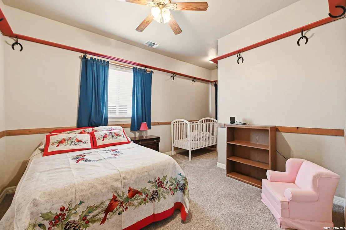 Photo of 752 Taylor Pt