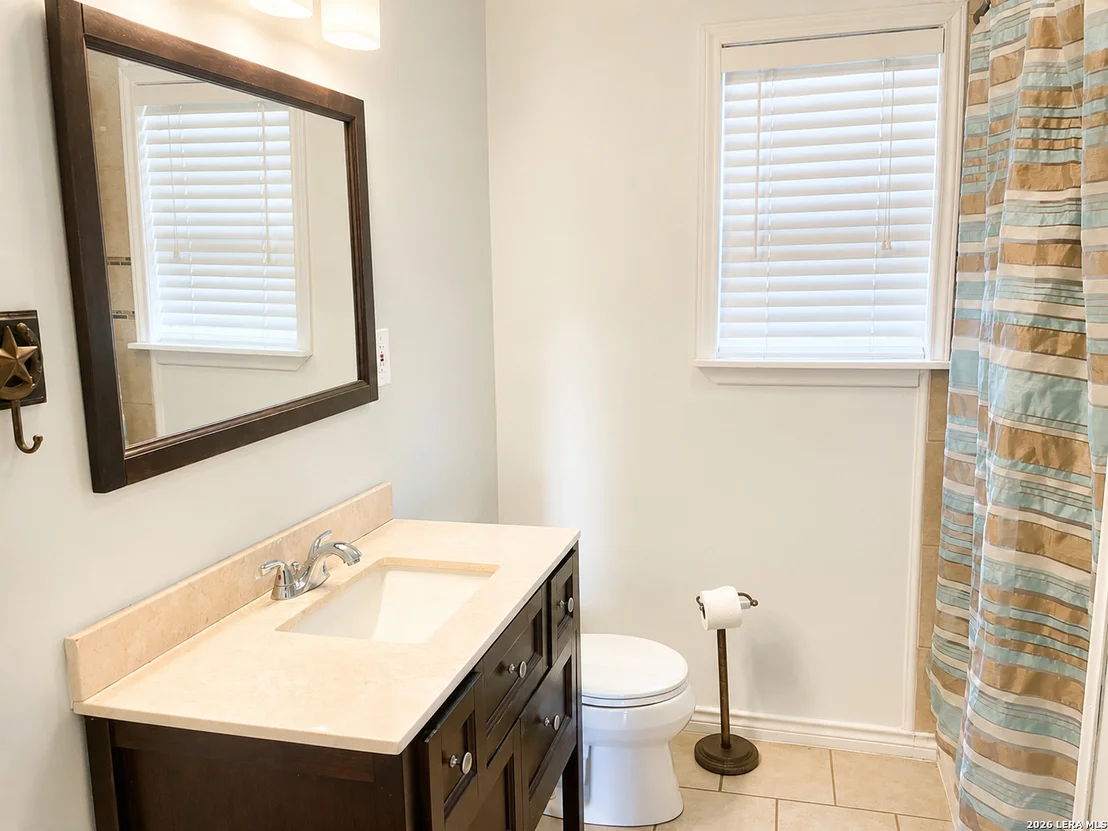 Photo of 1089 High Point