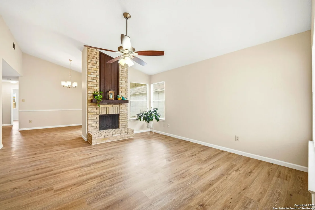 Photo of 10127 Pebblestone