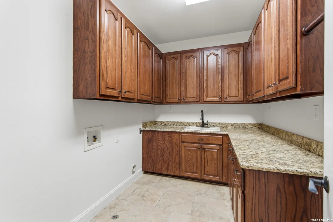 Photo of 180 Saur Rd