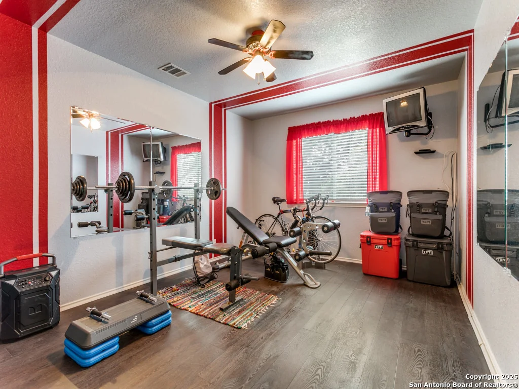 Photo of 10702 Diamond Rock