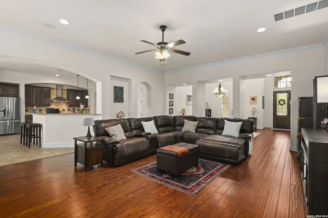 Photo of 1011 Olivia View