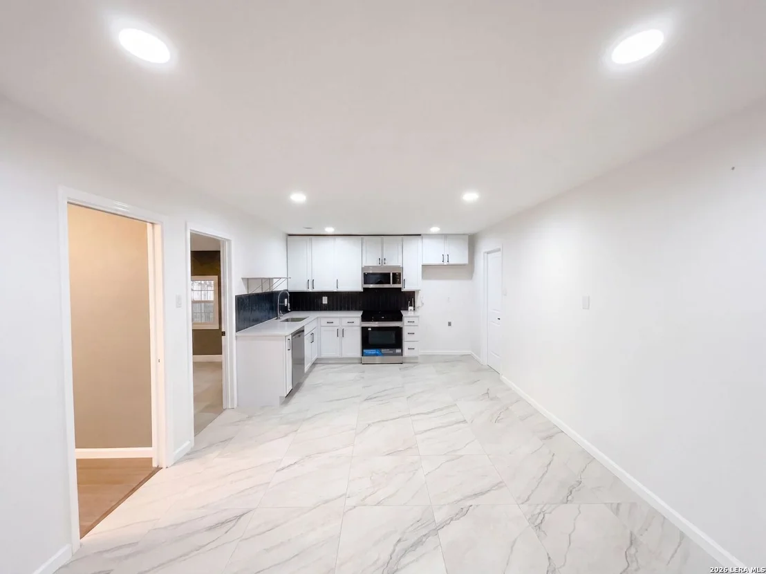 Photo of 6718 SPRING HAVEN ST