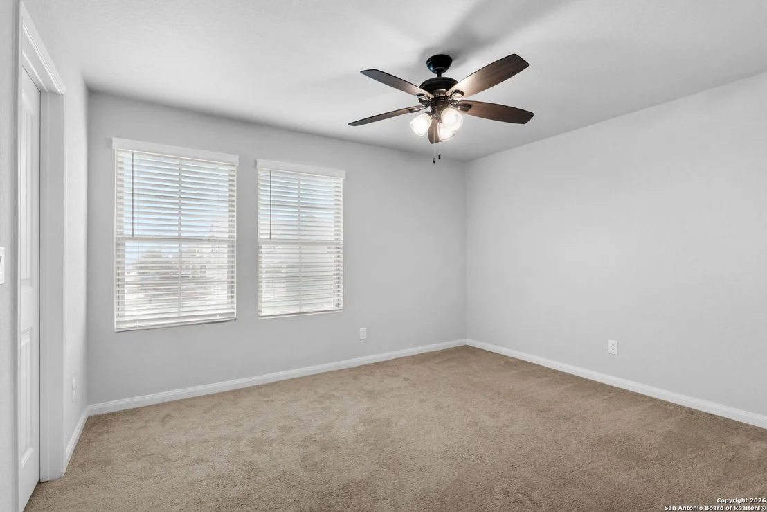 Photo of 251 Antler Bnd