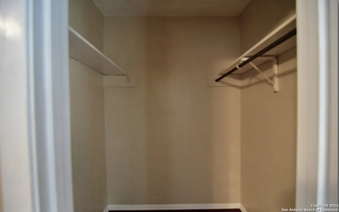 Photo of 7418 MEADOW HL