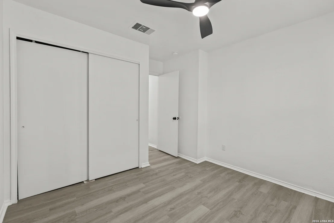 Photo of 1415 Barker Bay