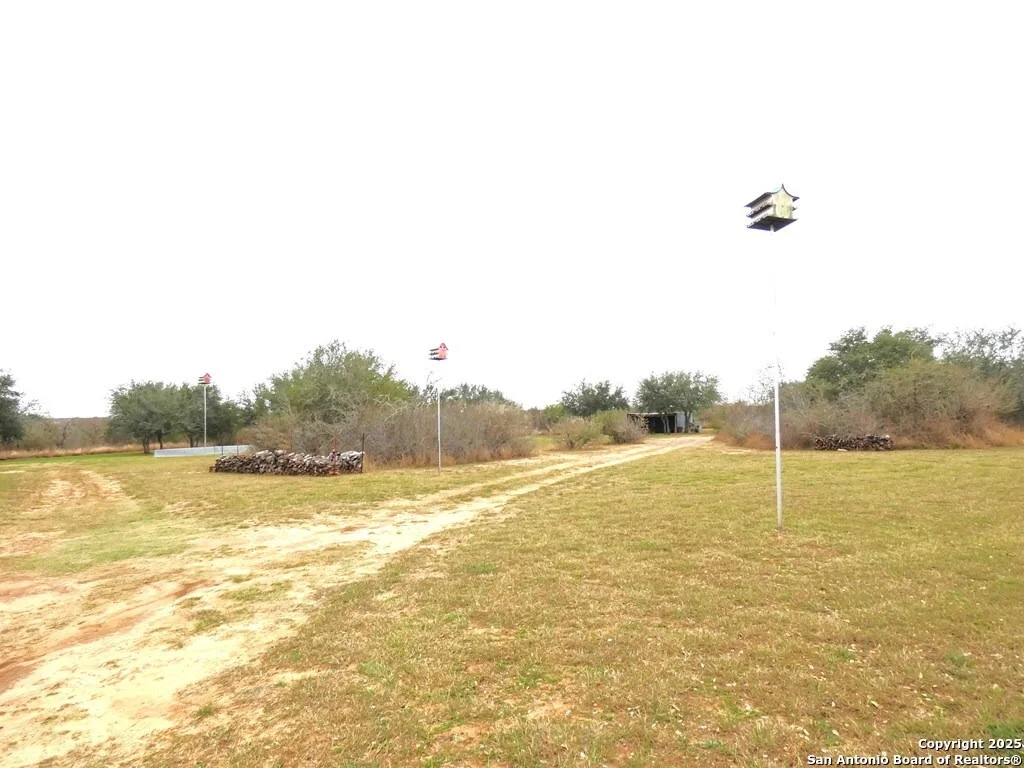 Photo of 283 Live Oak Rd
