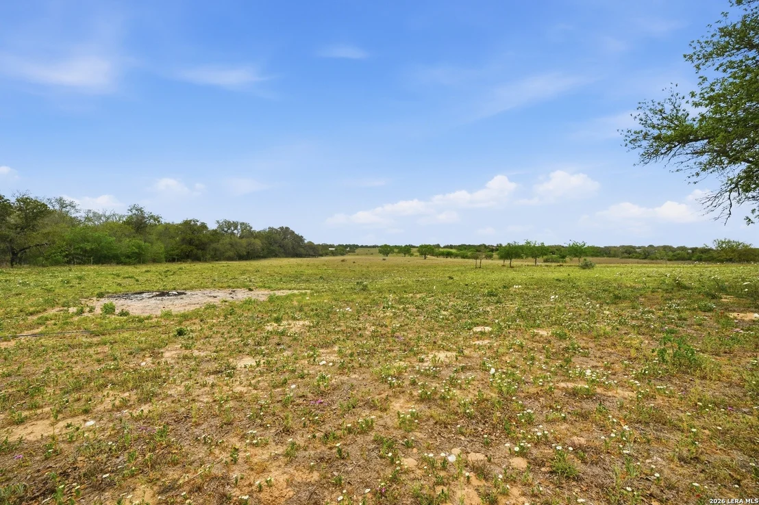 Photo of 970 STEVENS RD