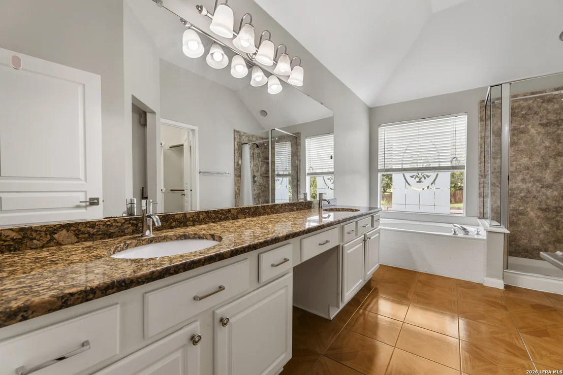 Photo of 2555 Crested Heights