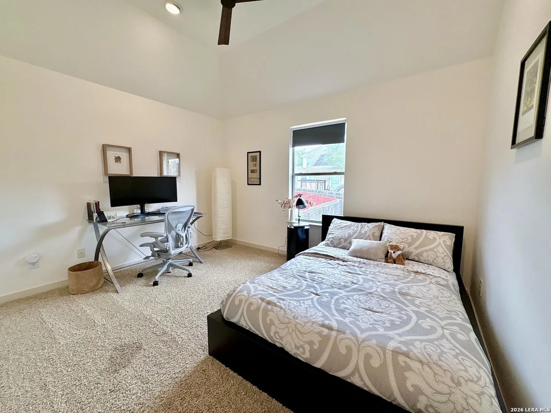 Photo of 23906 Viento Oaks