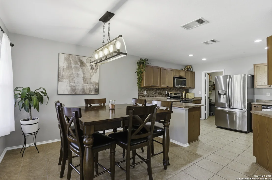 Photo of 11047 Barclay Point