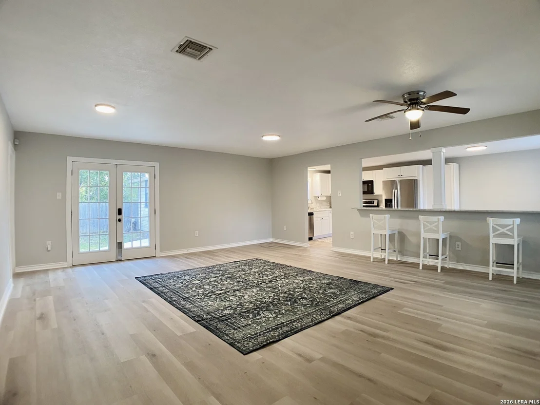 Photo of 838 Clower