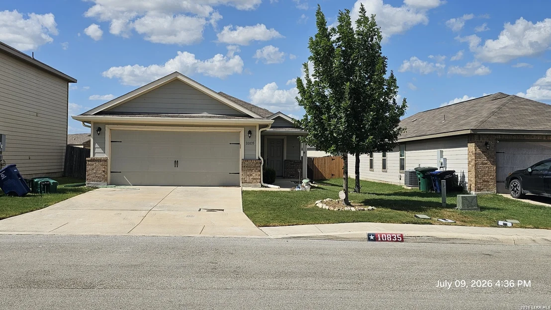 Photo of 10835 Airmen Dr