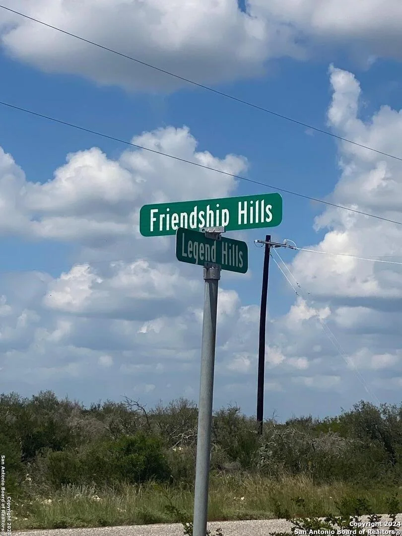 Photo of 25 FRIENDSHIP HILLS CIR