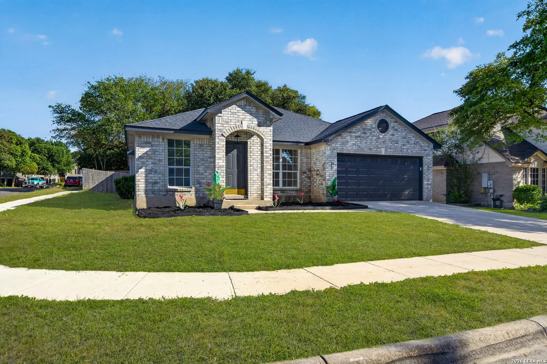 Photo of 1017 SUMMER HAVEN LN